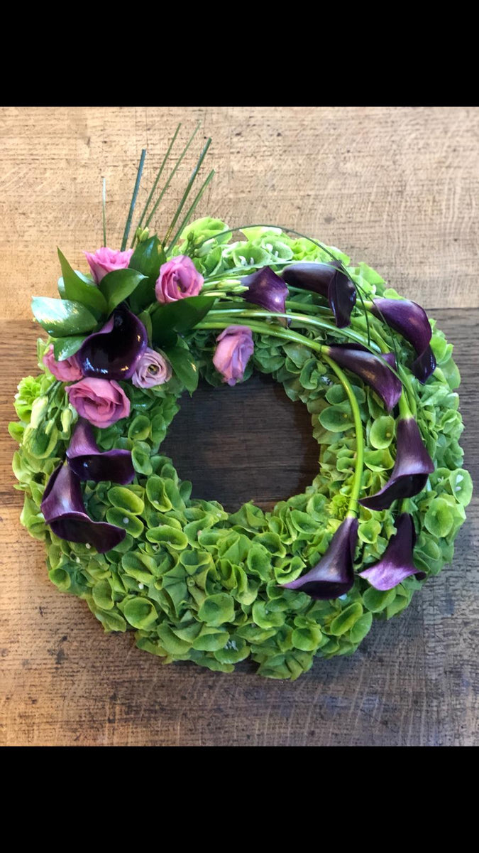 Modern Wreath Roses Modern Wreath – Zoe's Florist